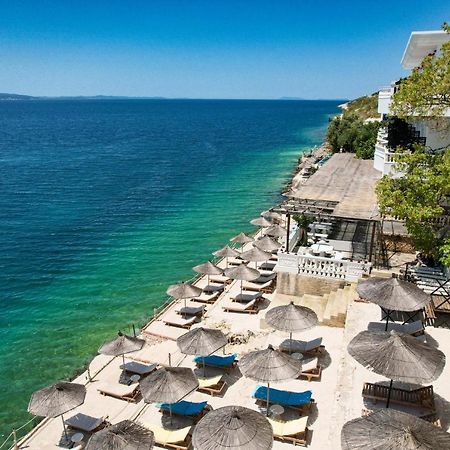 Luxury Villa Alisja Sarande With Private Beach ภายนอก รูปภาพ