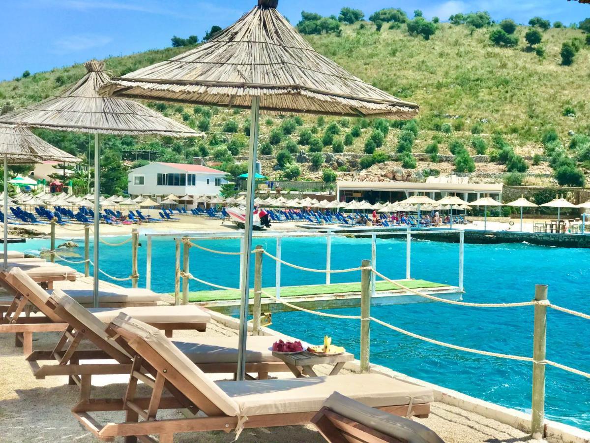 Luxury Villa Alisja Sarande With Private Beach ภายนอก รูปภาพ