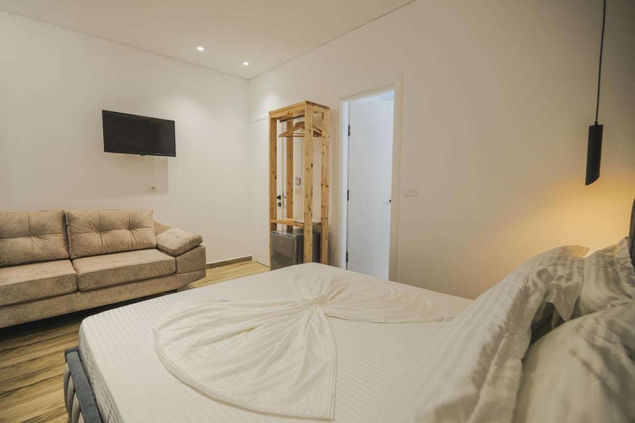 Luxury Villa Alisja Sarande With Private Beach ภายนอก รูปภาพ