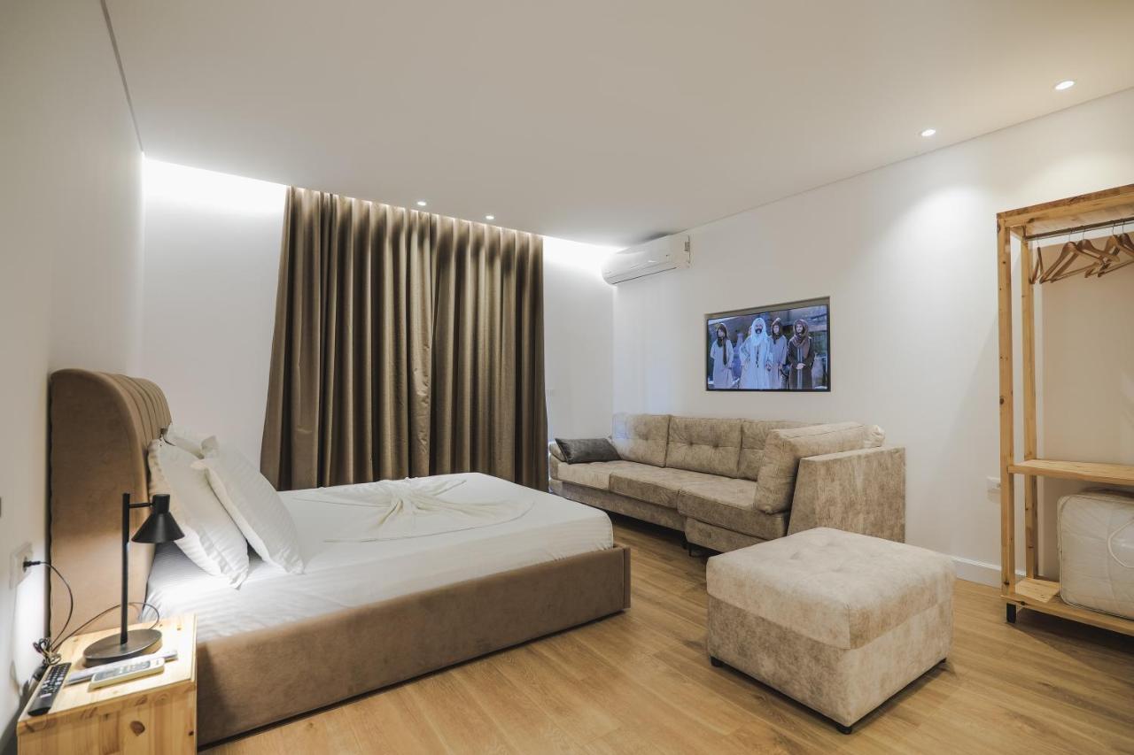 Luxury Villa Alisja Sarande With Private Beach ภายนอก รูปภาพ