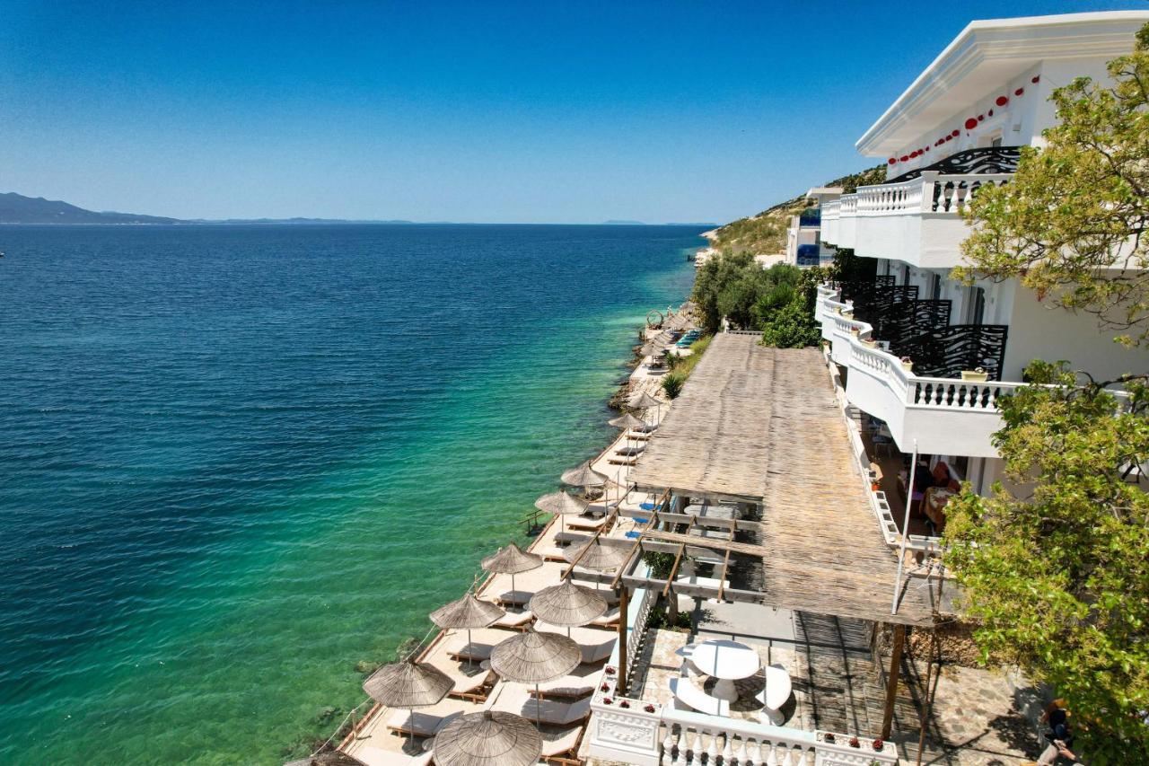 Luxury Villa Alisja Sarande With Private Beach ภายนอก รูปภาพ
