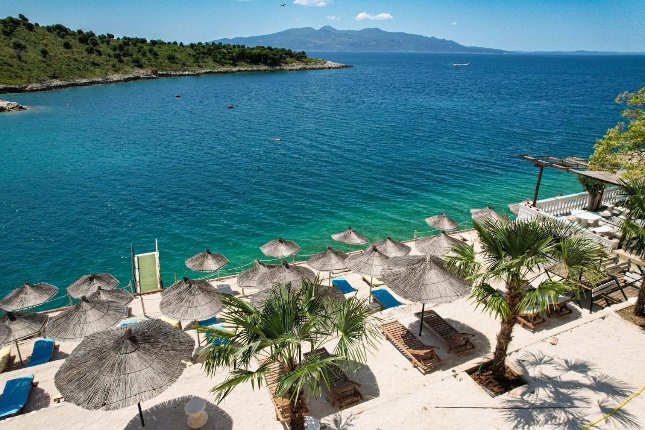 Luxury Villa Alisja Sarande With Private Beach ภายนอก รูปภาพ