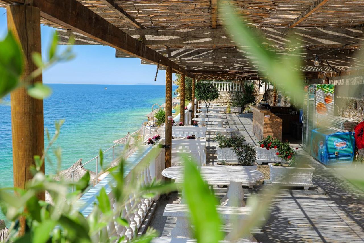 Luxury Villa Alisja Sarande With Private Beach ภายนอก รูปภาพ